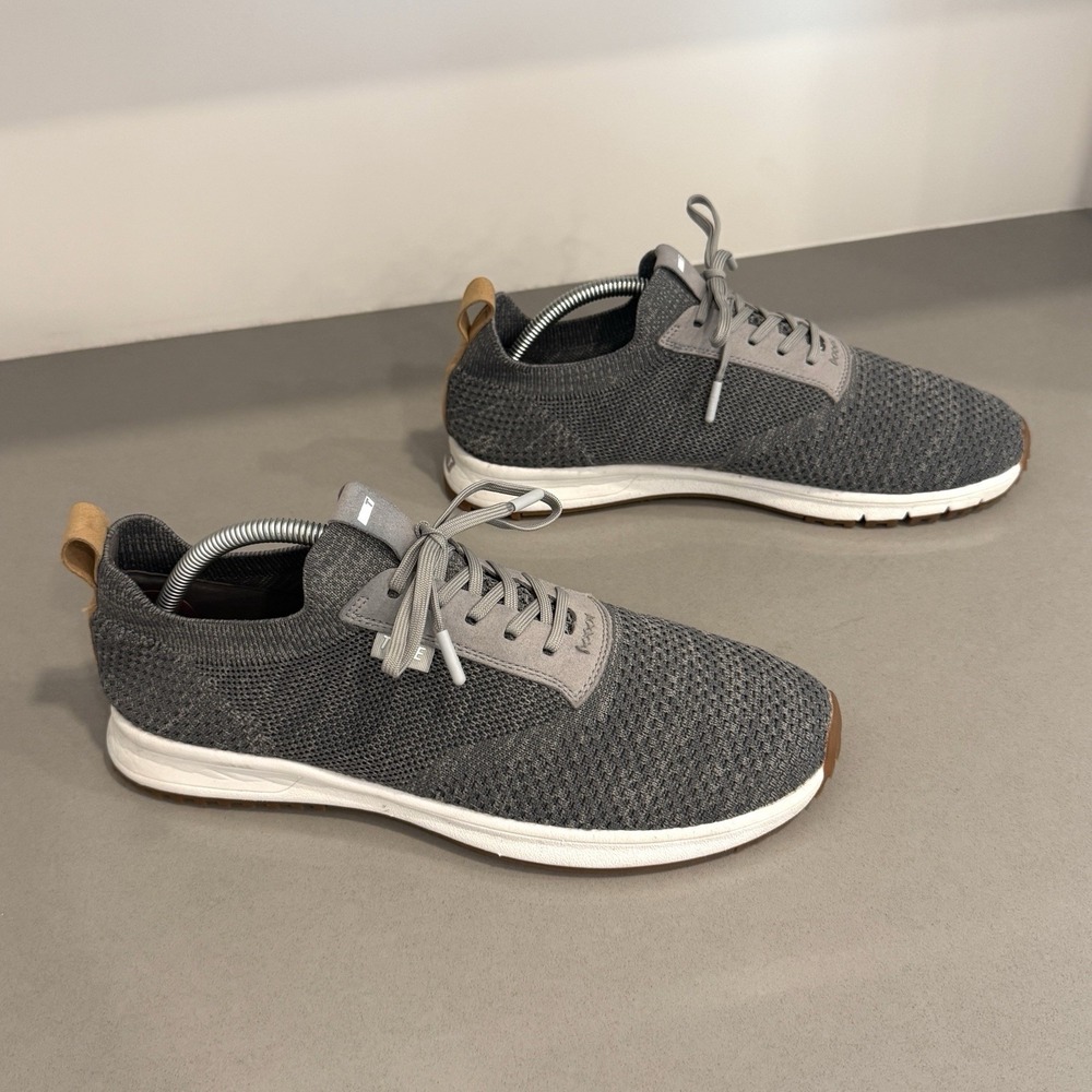 True Linkswear All Day Knit II Golf Shoes Men's 9.5 Grey Spikeless Comfort